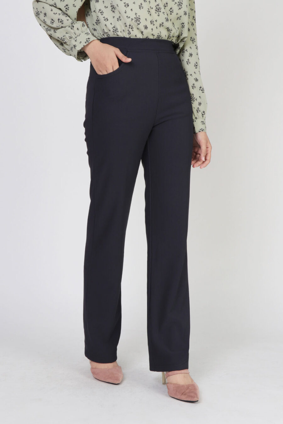 Dinihari Straight Leg Pants Grey Blue - Image 2