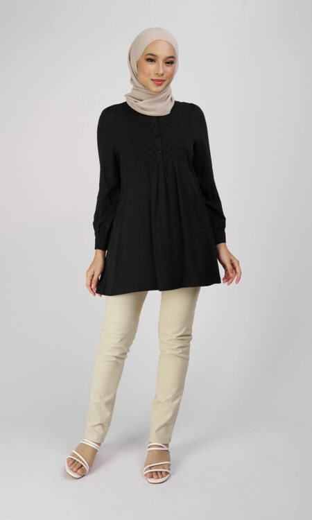Wafaa Long Blouse Black