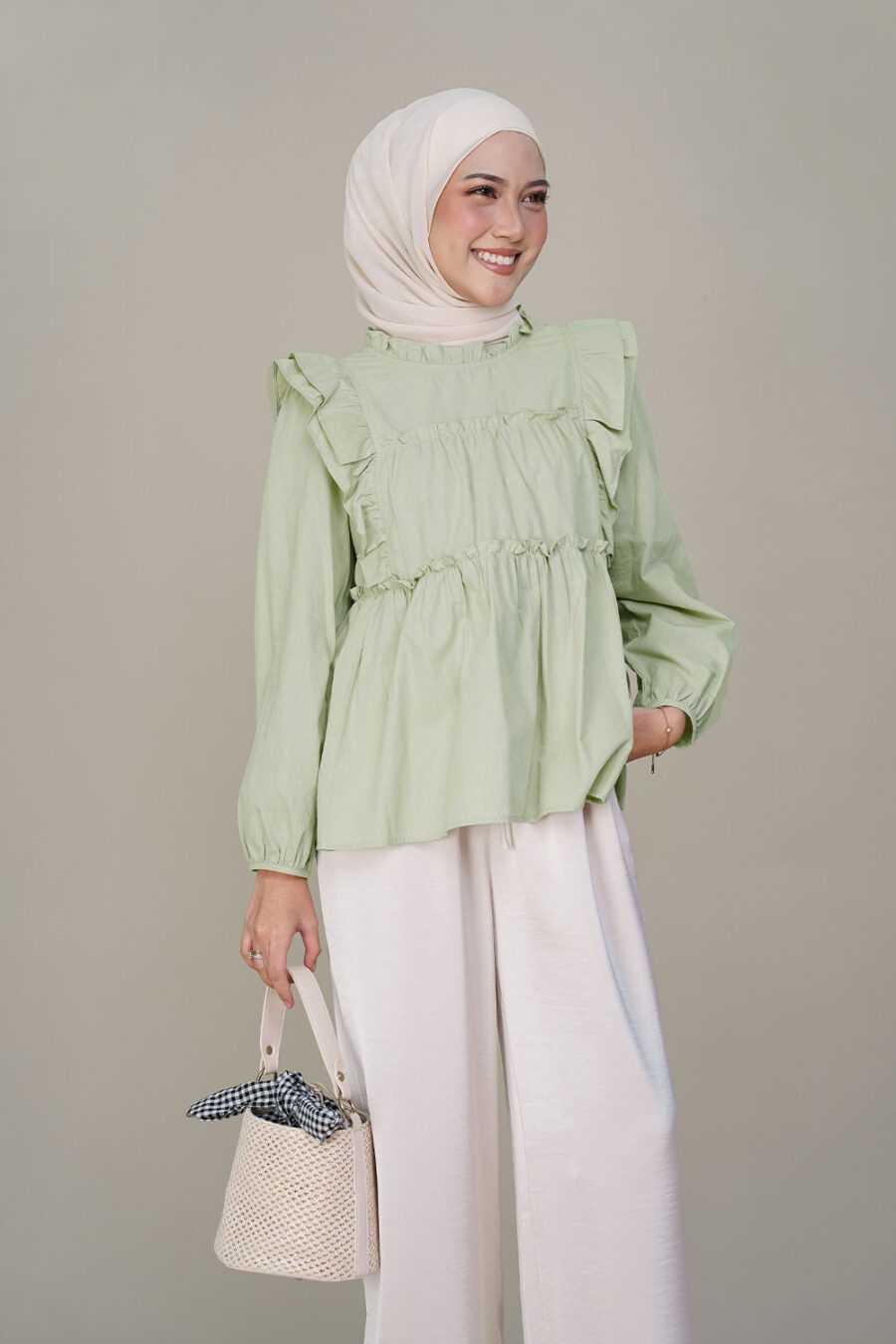 Laura Ruffle Blouse Soft Green