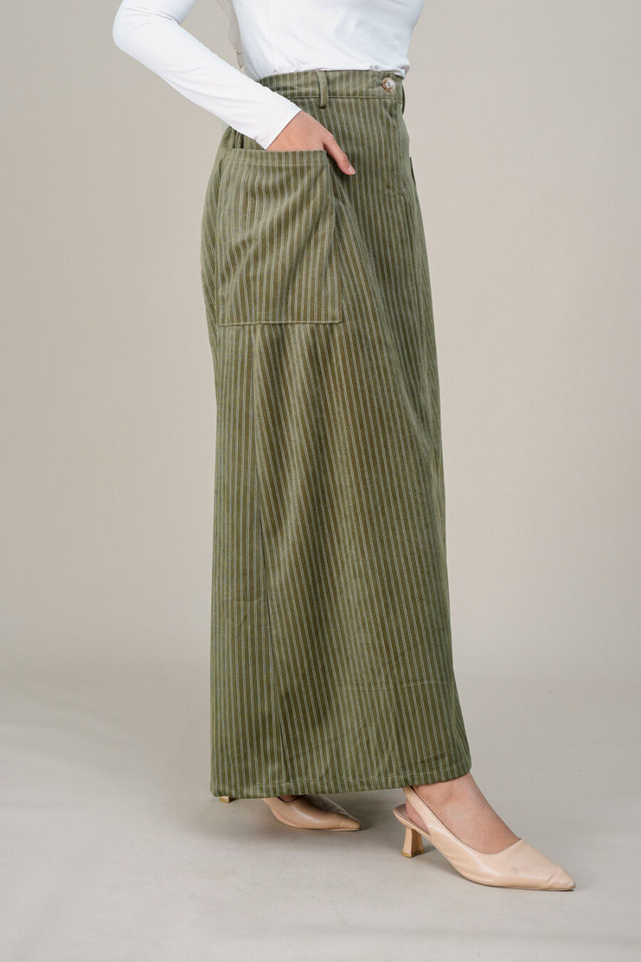 Ezra Skirt Green - Image 3