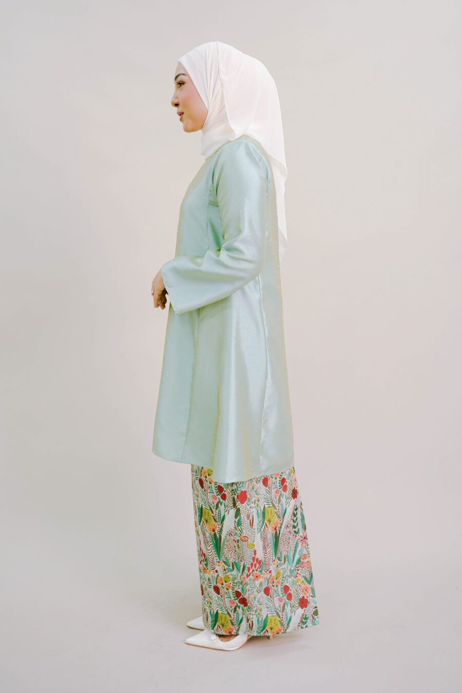 Nour Shantung Kurung in Green - Image 4